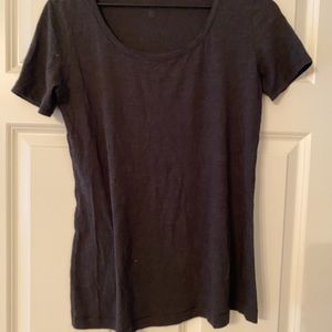 Lululemon gray tshirt